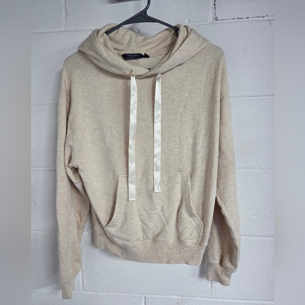 Vineyard Vines Cream Hoodie Sweatshirt